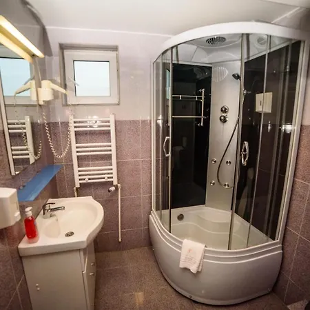 Restaurant Elite 3* Drobeta Turnu Severin